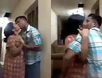 भारतीय पड़ोसी चुपके से रिकॉर्ड देसी लड़की के चुंबन और उल्लू खेलने | भाभी:उल्लू प्रेस:स्त्री के स्तन